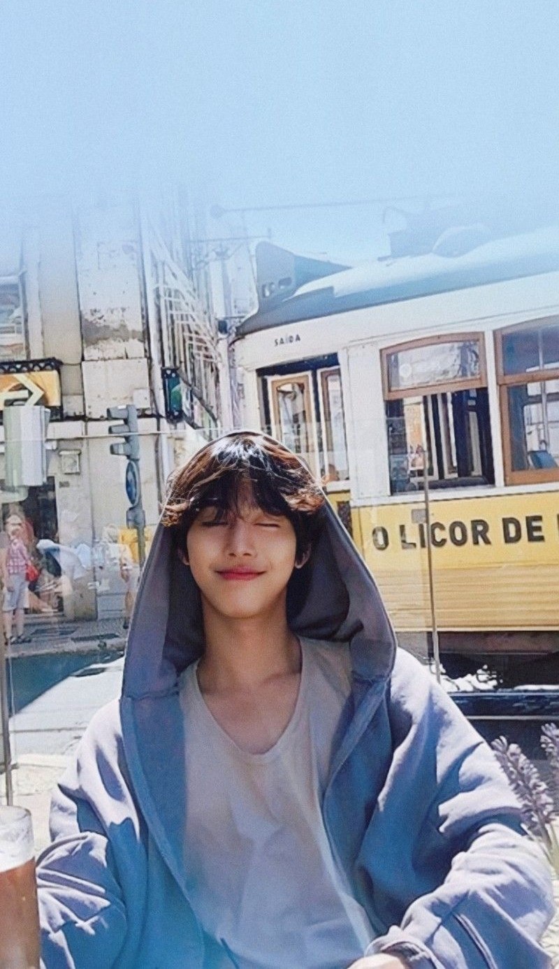 Ahn Hyo-seop (안효섭)