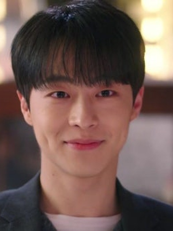 Bae In-hyuk (배인혁)