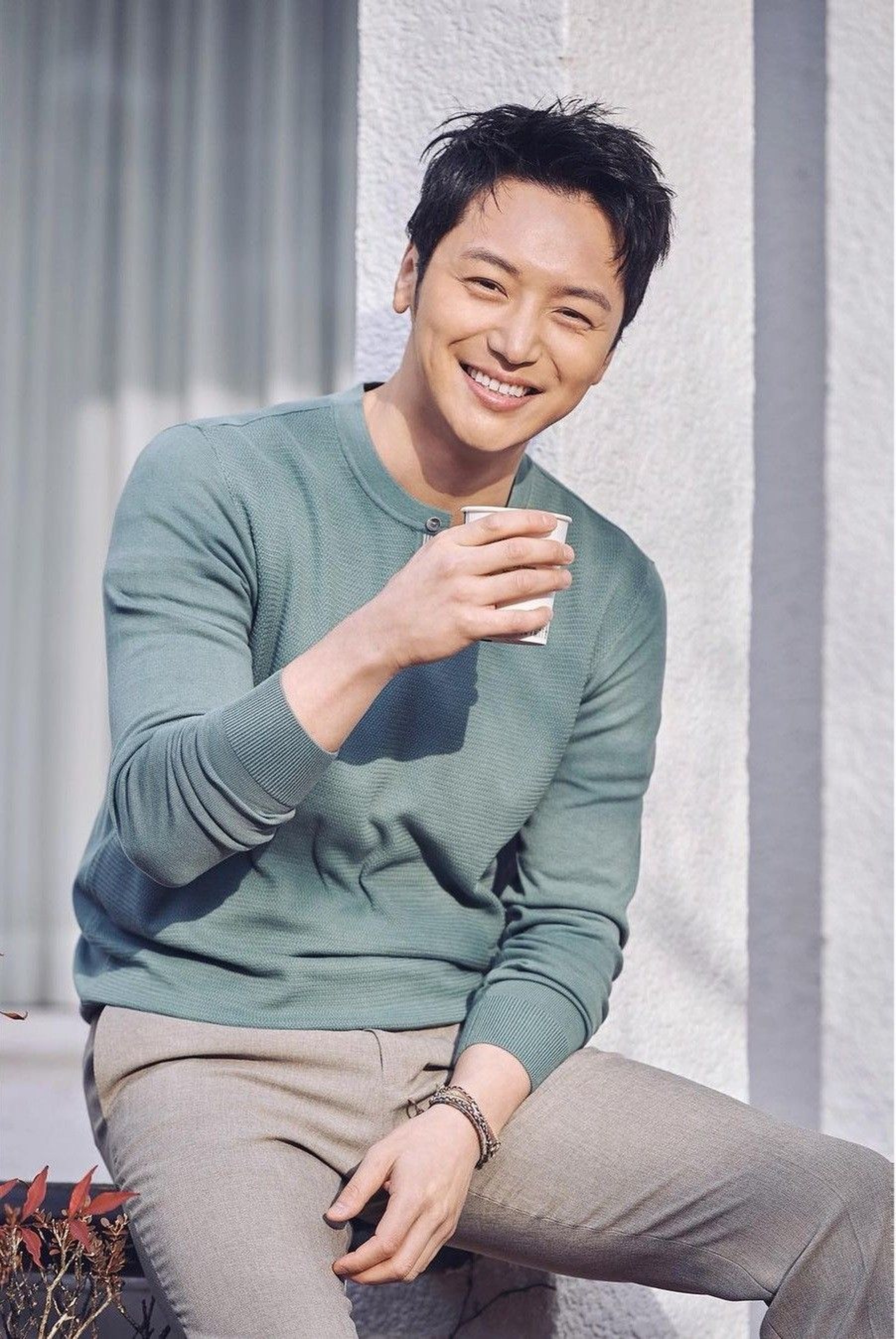 변요한 (Byeon Yo-han)