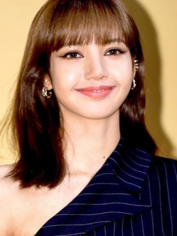 Lisa (리사)