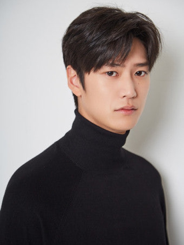 Na In-woo (나인우)