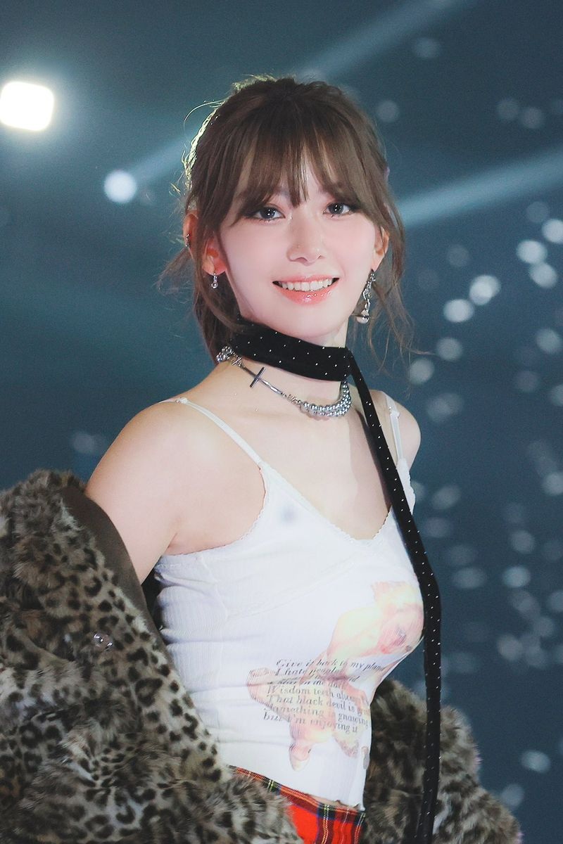 사쿠라 (Sakura, 미야와키 사쿠라, 宮脇咲良)