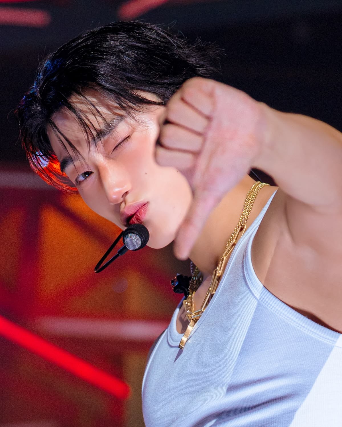 산 (San) - ATEEZ