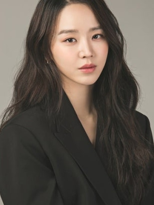 Shin Hye-sun (신혜선)