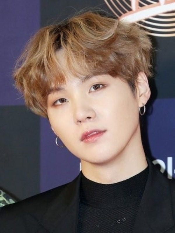 Suga (민윤기)