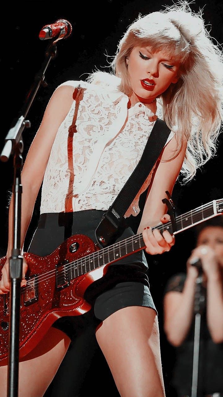 Taylor Swift (테일러 스위프트)