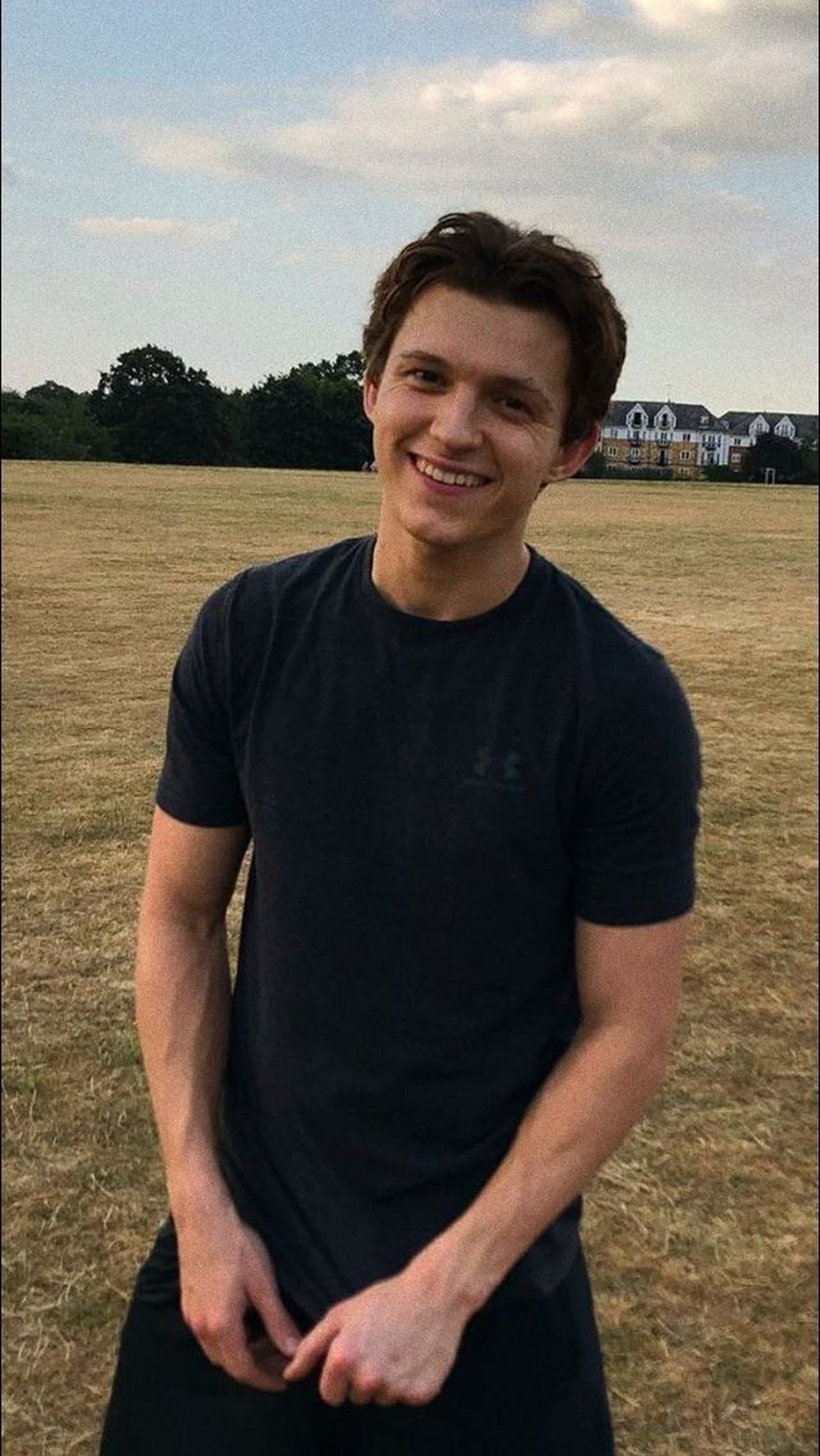 Tom Holland (톰 홀랜드)