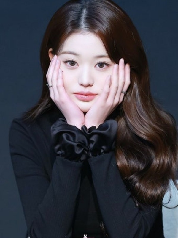 Wonyoung (장원영)